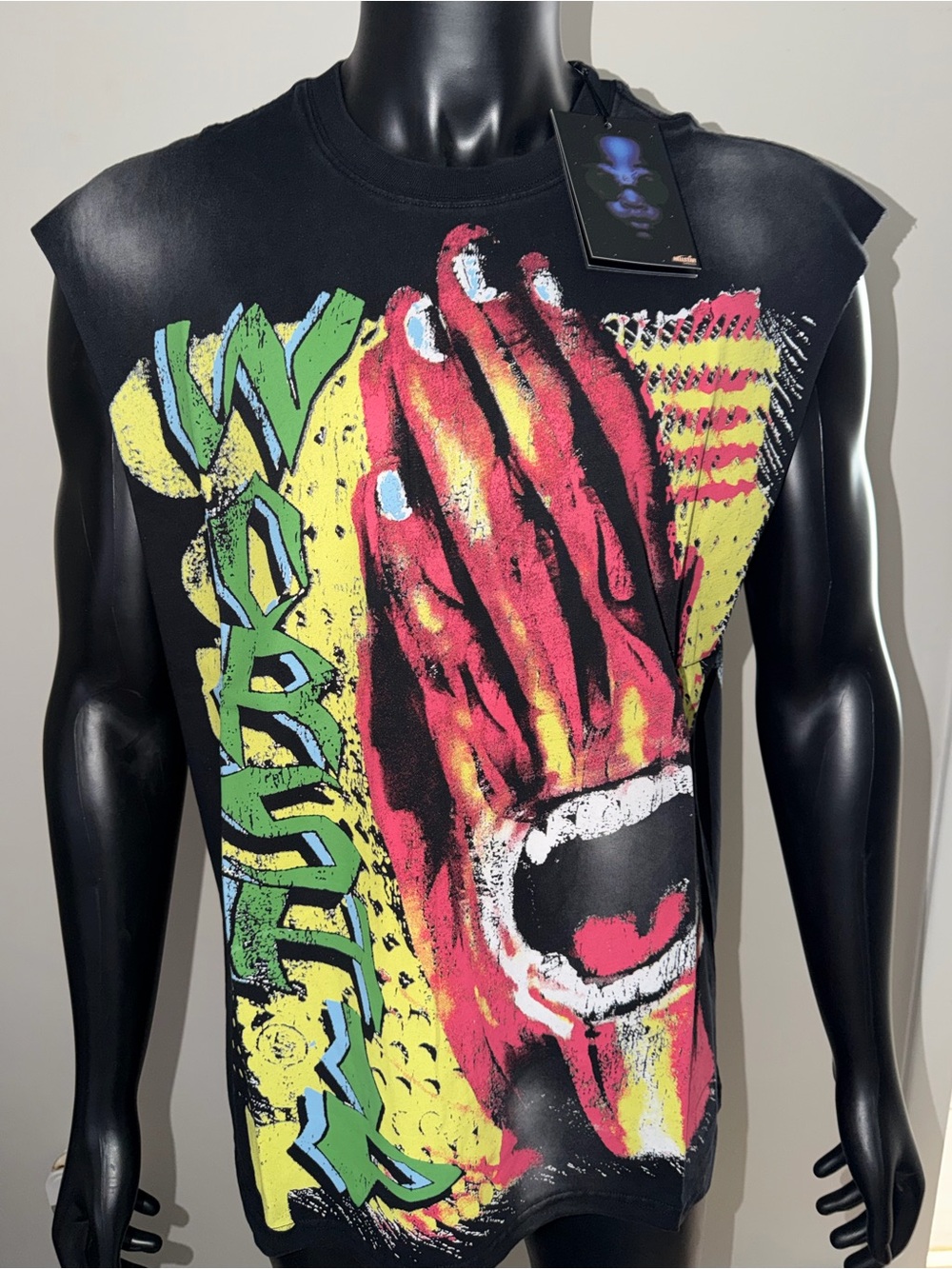 Men's Black Sleeveless Graphic Tank with Red & Yellow Mouth Print